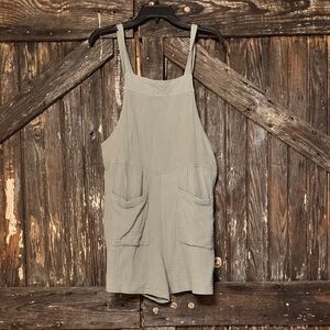Sleeveless Romper with Pockets